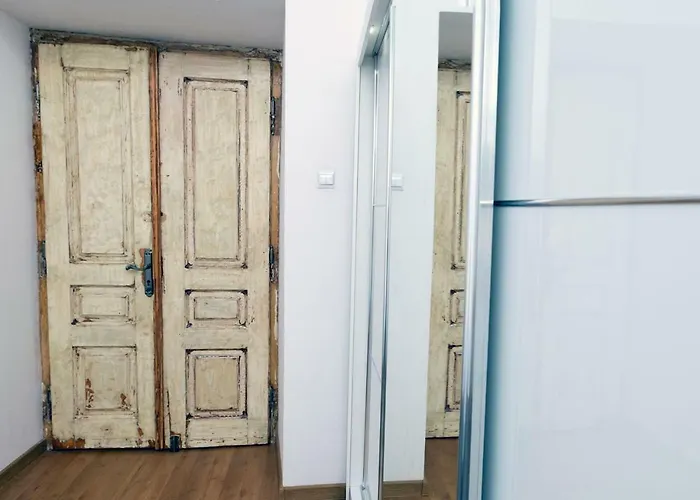 - Old Town - Cyrulicza *