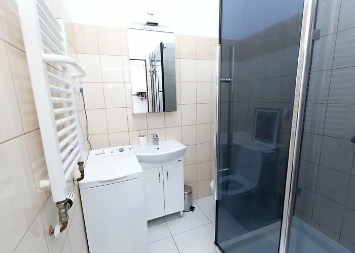 - Old Town - Cyrulicza